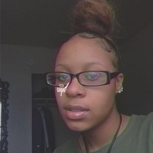 Meet your Posher, Jasmine